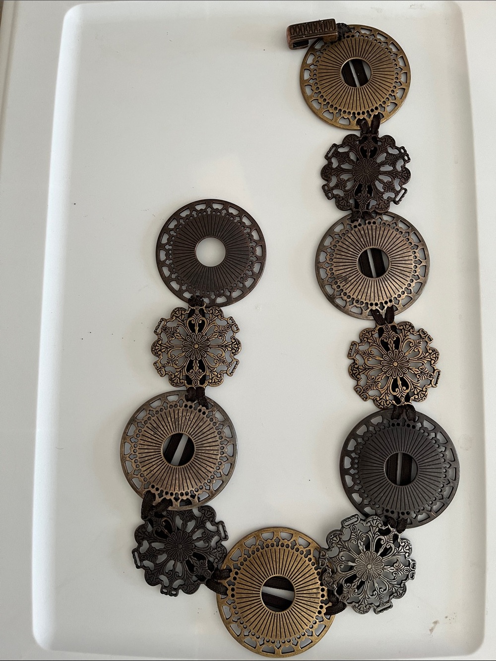 Sandy Duftler VTG round metal concho designer belt gold brass tone medallion 34” - Picture 2 of 15